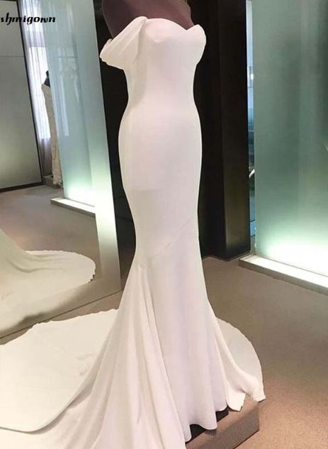 Simple Mermaid Wedding Dress with Court Train is the best wedding gowns to buy online
