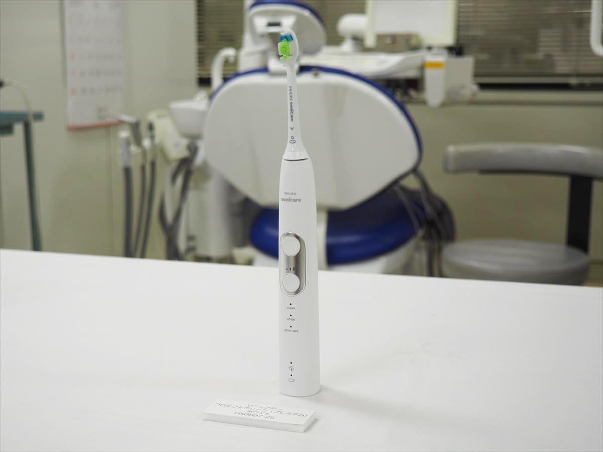 best electric toothbrush, The best electric toothbrushes for clean teeth and healthy gums, What is the best electric toothbrush right now?, What is the best electric toothbrush 2022, Which electric toothbrushes do dentists recommend?, Best electric toothbrushes for pearlier whites in Singapore