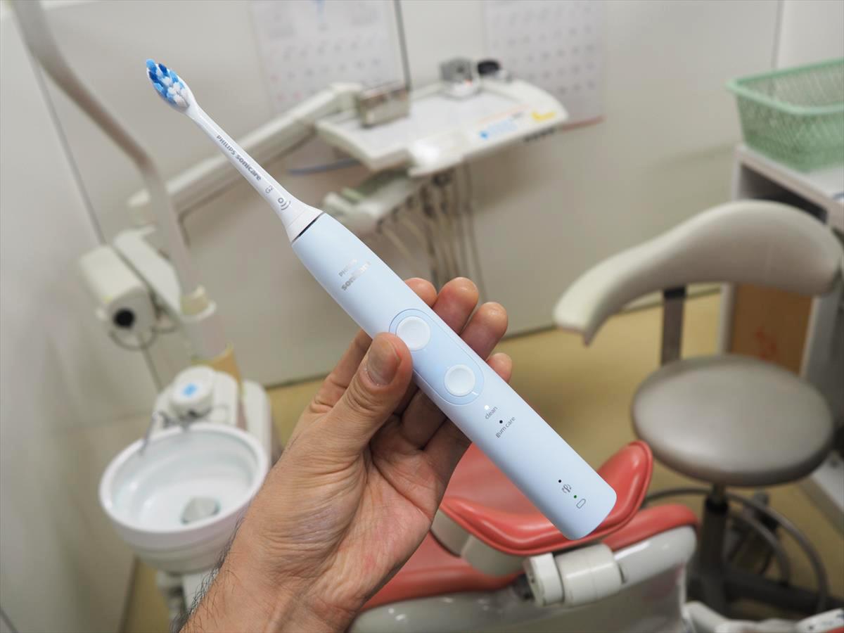 best electric toothbrush consumer reports, best electric toothbrush, The best electric toothbrushes for clean teeth and healthy gums, What is the best electric toothbrush right now?, What is the best electric toothbrush 2021?, Which electric toothbrushes do dentists recommend?, Best electric toothbrushes for pearlier whites in Singapore